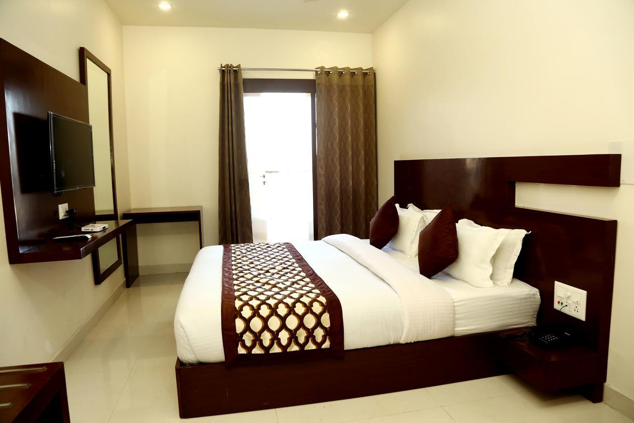 Royal Hopp-Inn Chittorgard Chittorgarh Exterior photo