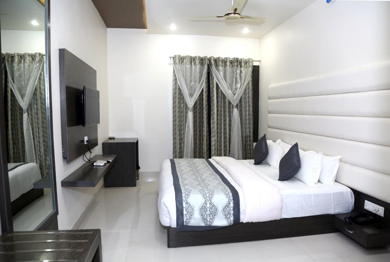 Royal Hopp-Inn Chittorgard Chittorgarh Exterior photo